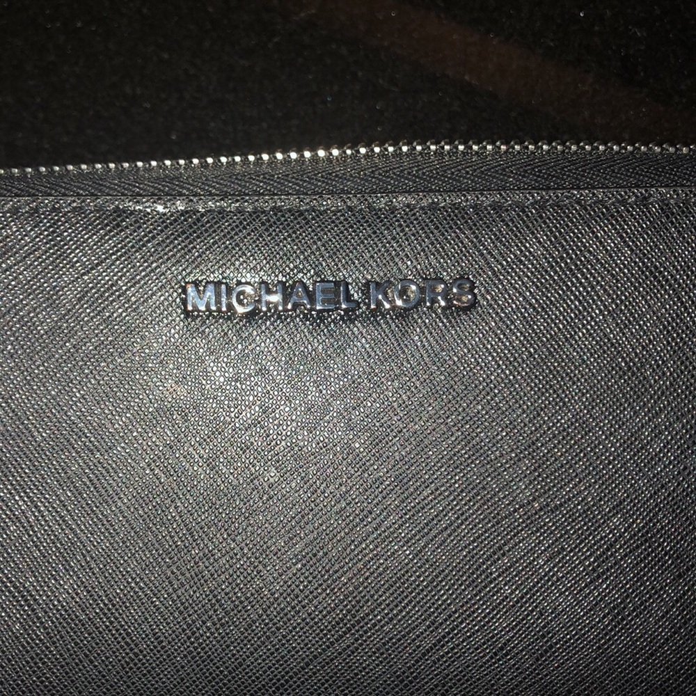 Authentic Michael Kors Wallet - image 3